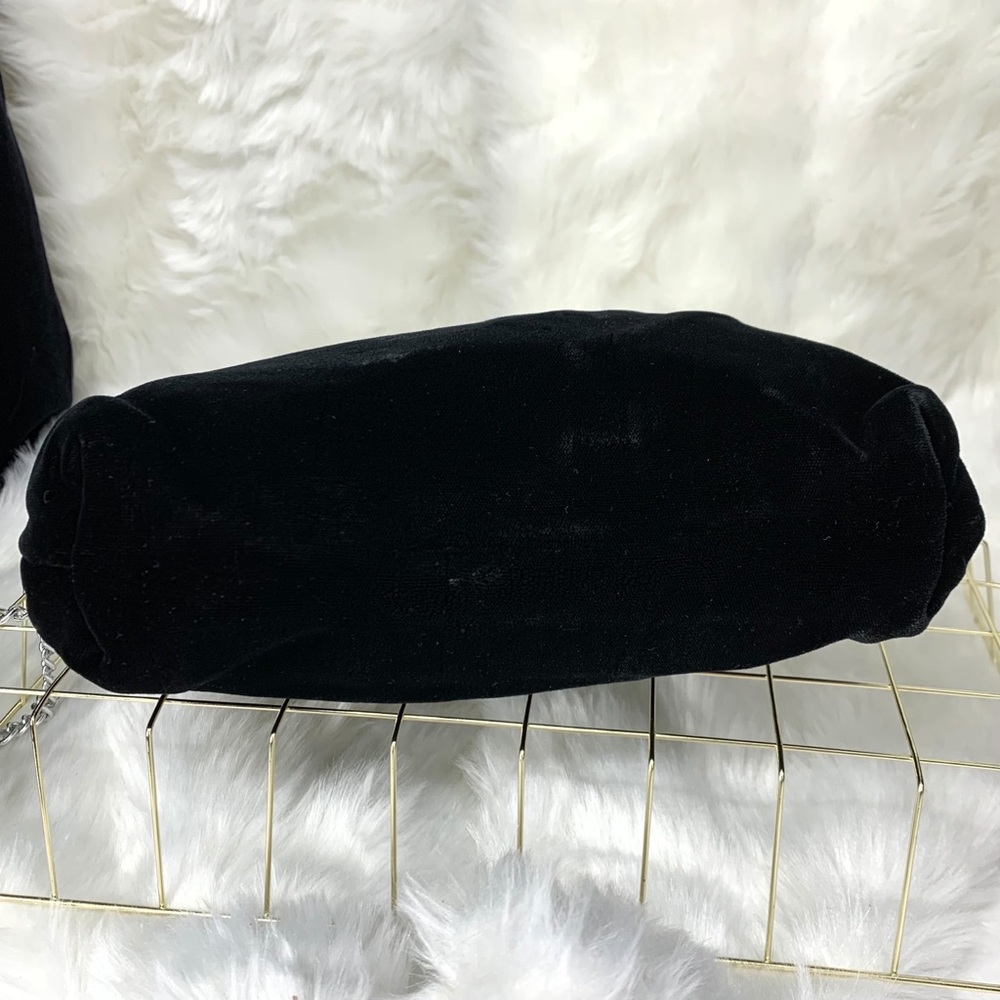 Vintage Black Velvet Evening Bag, Silvertone Metals - Picture 10 of 14